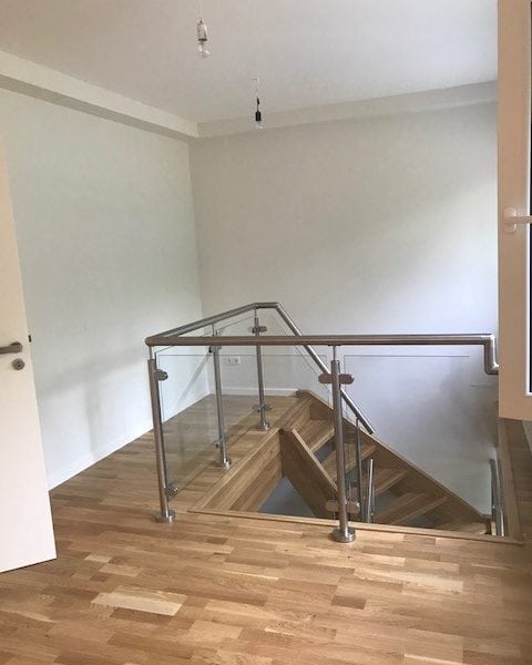 Sehr Stilvoll Und Aufwendig Sanierte 6 Zimmrige Maisonette Wohnung In Bester Lage Von Grunewald Dicht Roseneck Werz Werz Immobilien Berlin